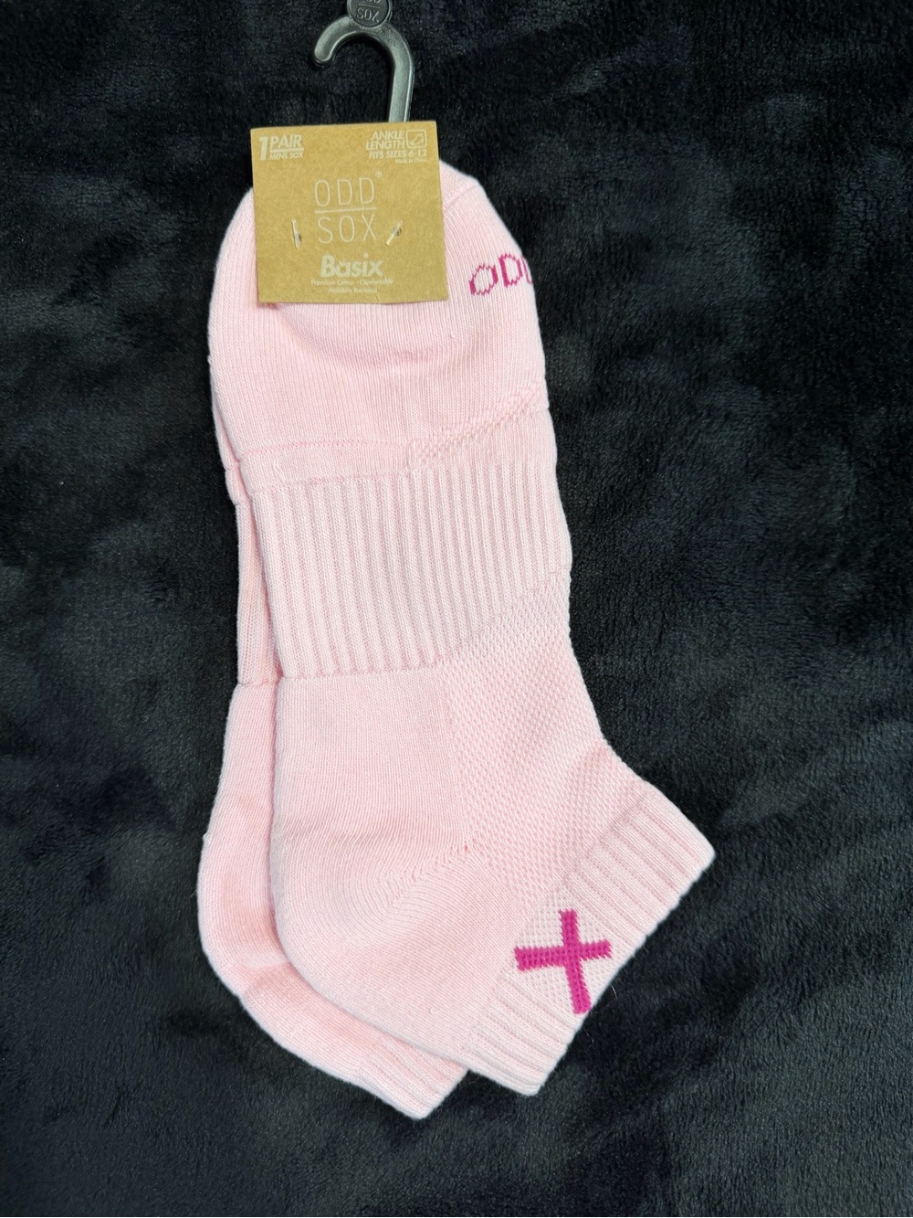 Odd Sox Men's Pink Athletic No-Show Socks - Pack of 1
